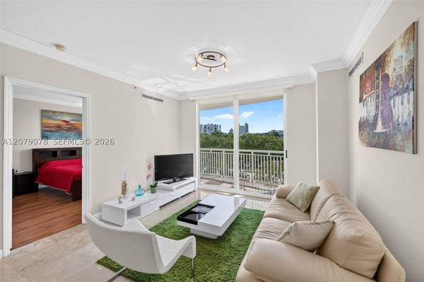1755 E Hallandale Beach Blvd #305E, Hallandale Beach, FL 33009