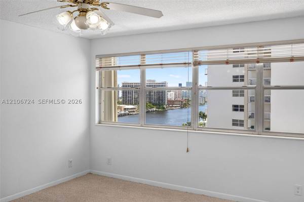 111 Golden Isles Dr #G12, Hallandale Beach, FL 33009