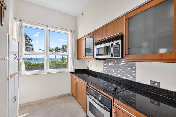 2080 S Ocean Dr #112