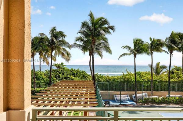 2080 S Ocean Dr #112, Hallandale Beach, FL 33009