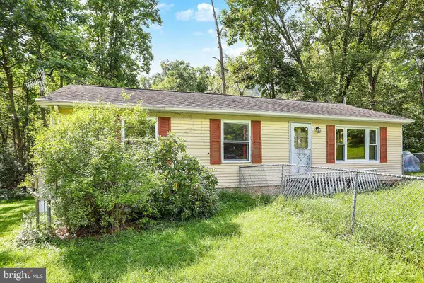 1435 ROUNDTOP RD, Lewisberry, PA 17339