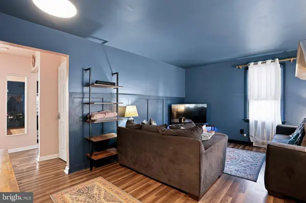 77 RUNYON RD, Hummelstown, PA 17036