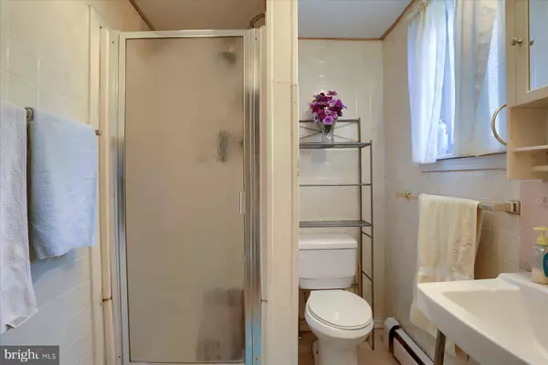 21 STATE ST, Middletown, PA 17057