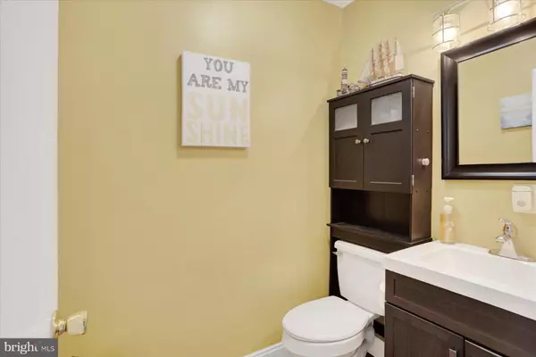 21 N CONLEY LN, Etters, PA 17319