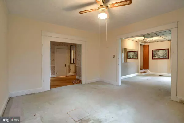 4505 FRITCHEY ST, Harrisburg, PA 17109