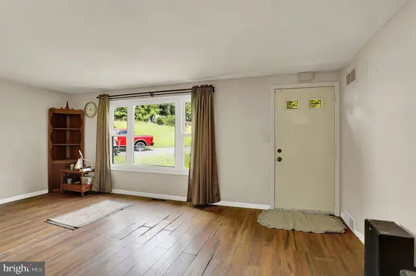 1435 ROUNDTOP RD, Lewisberry, PA 17339
