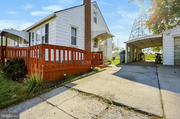 77 RUNYON RD, Hummelstown, PA 17036