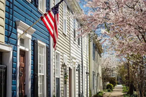 feature image of Mastering the VA Loan in Old Town Alexandria: A 2026 Guide for Buyers and Sellers