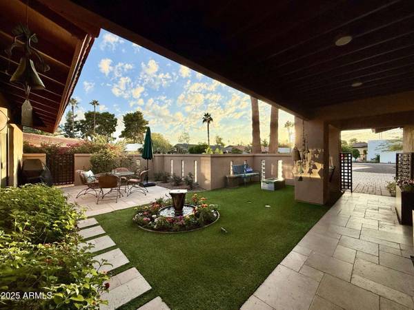 7151 N VIA DE LA CAMPANA Street, Scottsdale, AZ 85258