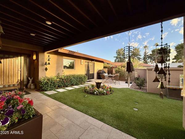 7151 N VIA DE LA CAMPANA Street, Scottsdale, AZ 85258