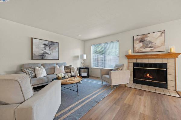 117 Pelican Loop, Pittsburg, CA 94565
