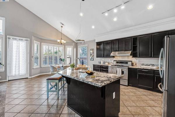 1335 Willowwood Ct, Brentwood, CA 94513