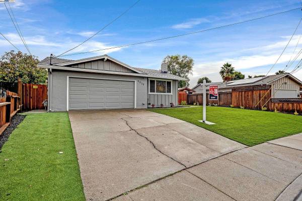 2638 Saratoga Ave, Concord, CA 94519