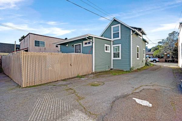 2008 Marin St, Vallejo, CA 94590