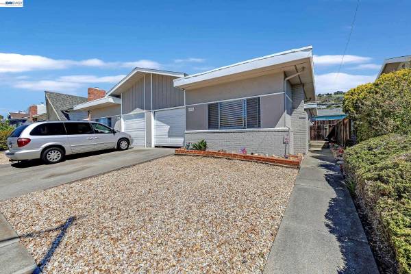 30236 Vanderbilt St, Hayward, CA 94544