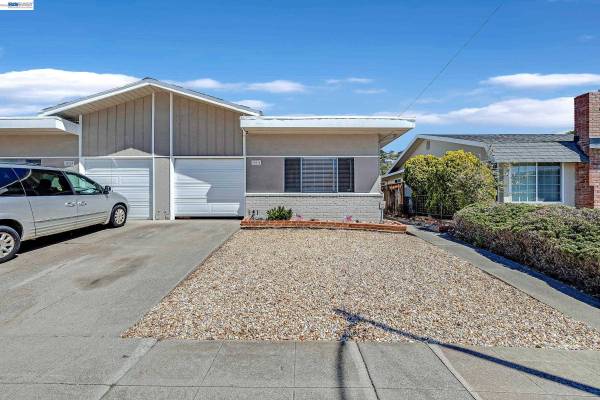 30236 Vanderbilt St, Hayward, CA 94544