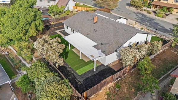 186 Mt Wilson Way, Clayton, CA 94517