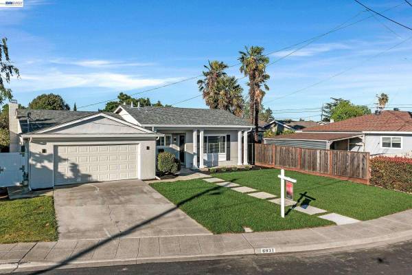 6931 Pine Ct, Dublin, CA 94568