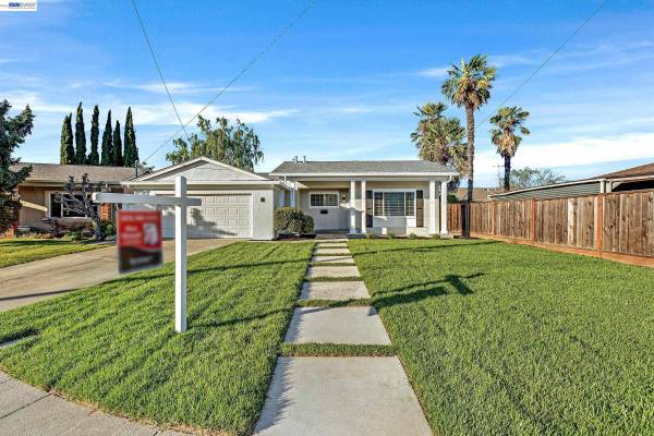 6931 Pine Ct, Dublin, CA 94568