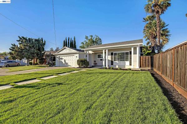 6931 Pine Ct, Dublin, CA 94568