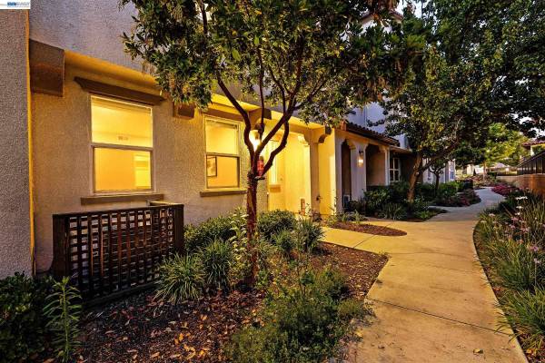 1270 Gusty Loop #3, Livermore, CA 94550