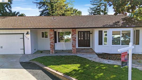 1170 Mardon Ct, Concord, CA 94521