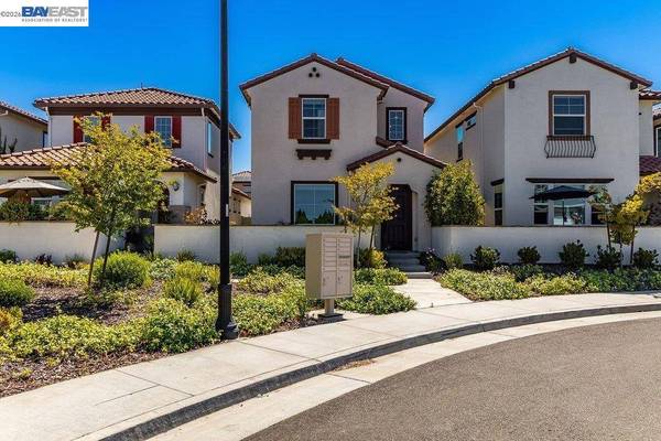 2192 Terrawood St, Roseville, CA 95747