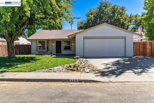 178 Richard Pl, Vacaville, CA 95687