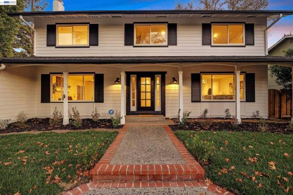 50 E Leeds Ct, Danville, CA 94526