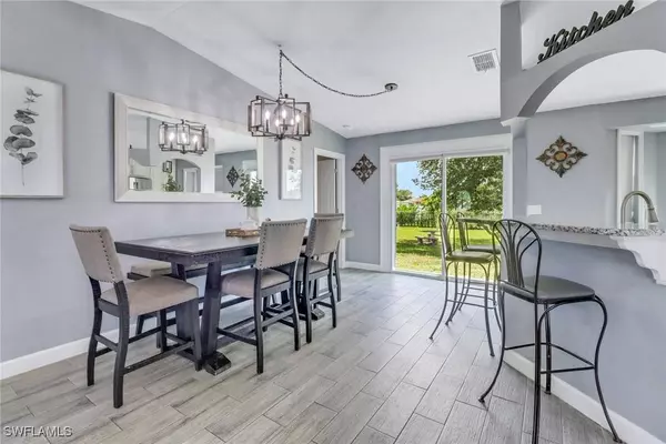 3903 9th ST SW, Lehigh Acres, FL 33976