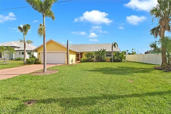 115 SW 12th TER, Cape Coral, FL 33991