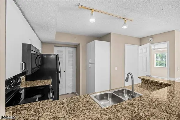 1590 S 42ND CIR #209, Vero Beach, FL 32967