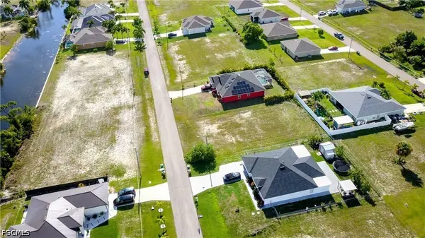 2821 NW 26th ST, Cape Coral, FL 33993