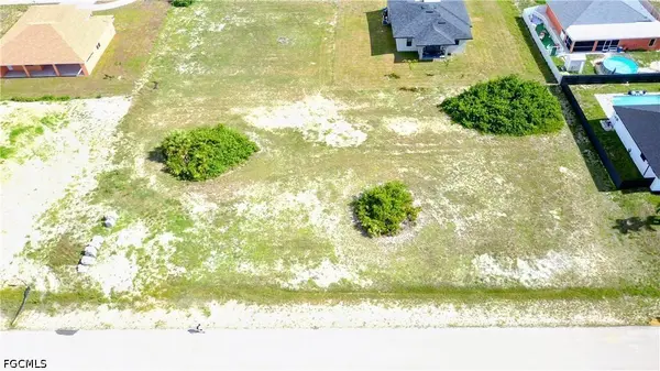 1238 NW 24th TER, Cape Coral, FL 33993