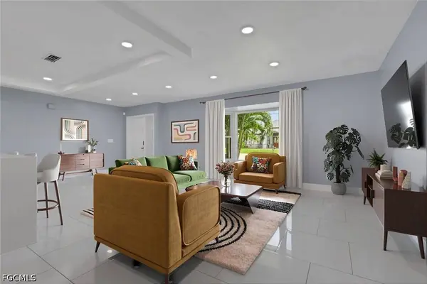 1422 SW 1st AVE, Cape Coral, FL 33991