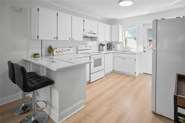 6502 N BRANCH AVE, Tampa, FL 33604