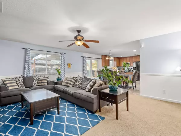 5275 E Hoxie AVE, Fresno, CA 93725
