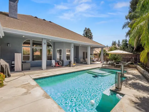 152 W Peace River DR, Fresno, CA 93711