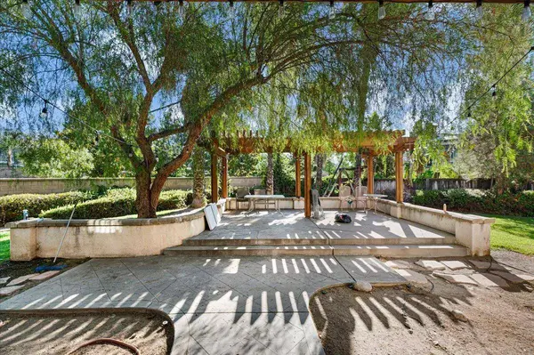 1842 Richards PL, Upland, CA 91784