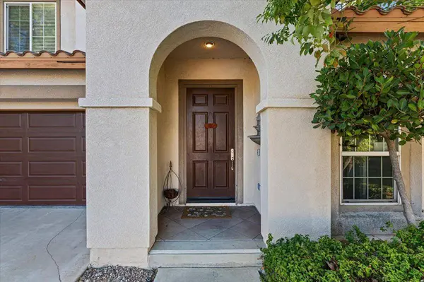 1842 Richards PL, Upland, CA 91784