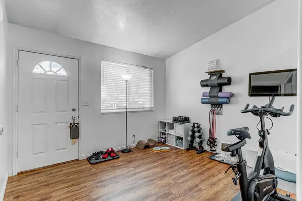 4752 W ITALIAN CT S, West Jordan, UT 84084