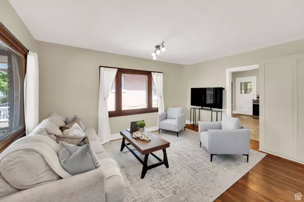 352 E GARFIELD AVE, Salt Lake City, UT 84115