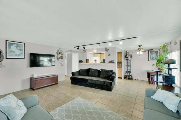 190 E NIMUE CIR, North Salt Lake, UT 84054