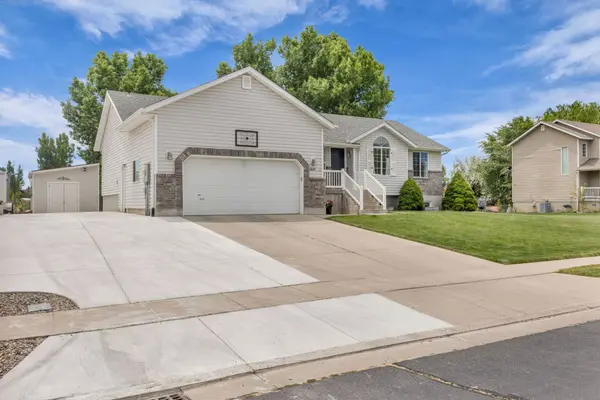 Inside 3609 Jupter Hills Drive, Syracuse: Updated Muirfield Home for Sale on Glen Eagle Golf Course,Cassie Montano