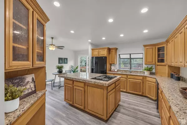 770 W 550 N, Clearfield, UT 84015