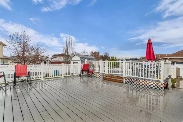 9203 S HOLLY LILY LN, West Jordan, UT 84081