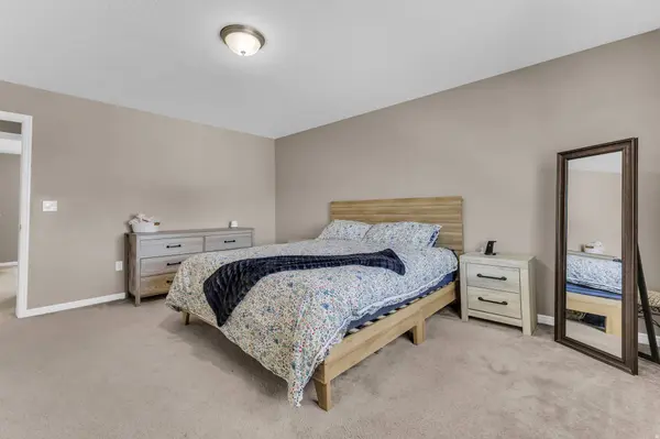 2066 W 2280 S, Woods Cross, UT 84087