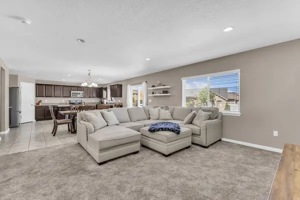 2066 W 2280 S, Woods Cross, UT 84087