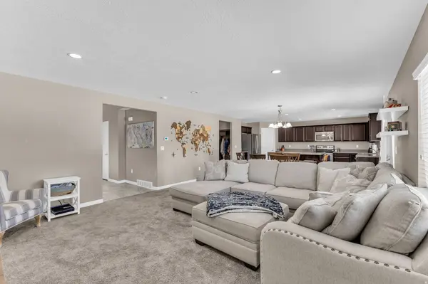 2066 W 2280 S, Woods Cross, UT 84087