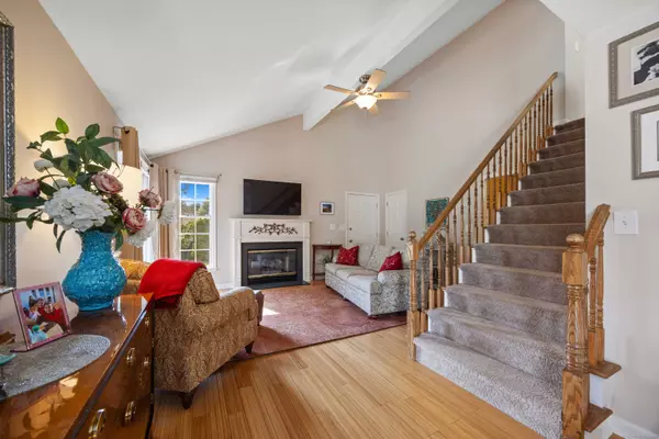 697 South End Road #24, Southington, CT 06479